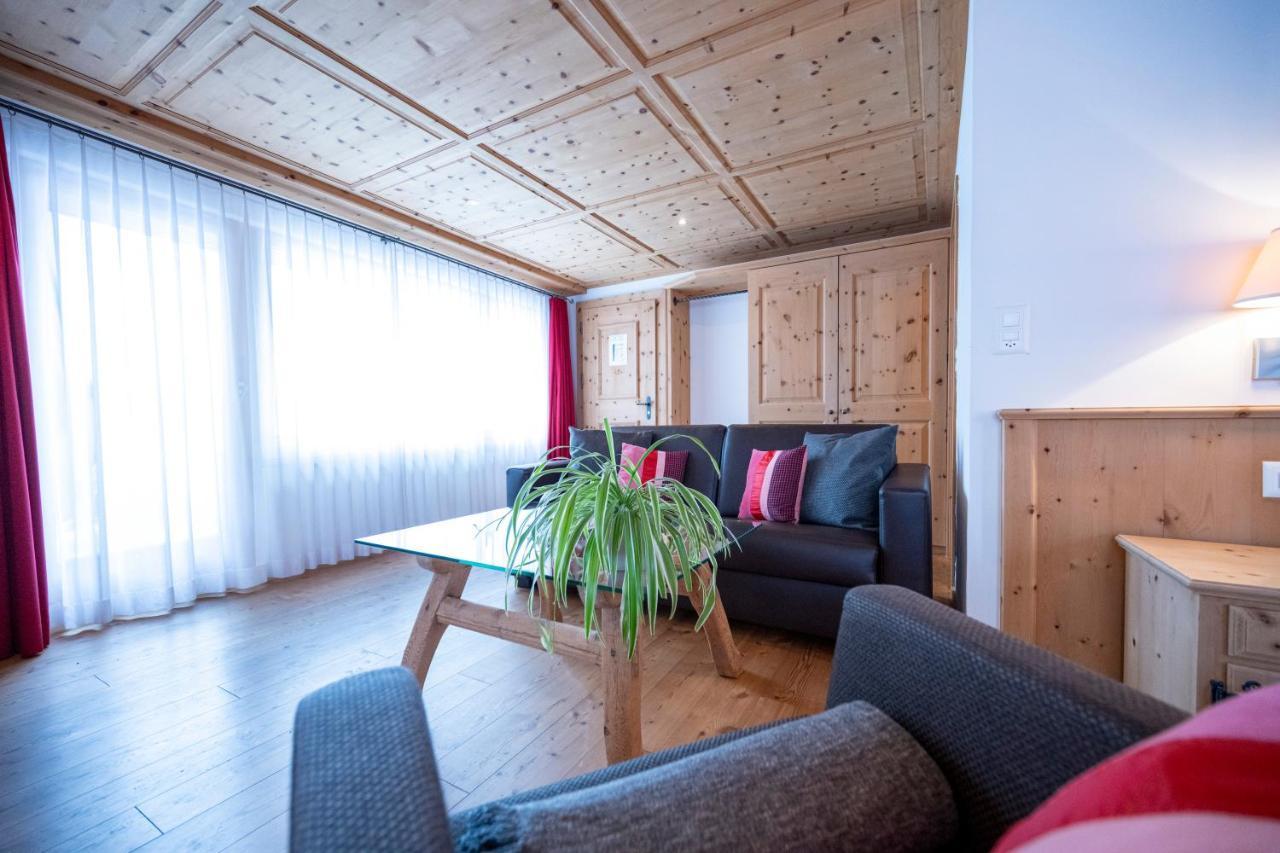 Hotel Engiadina Scuol Dış mekan fotoğraf