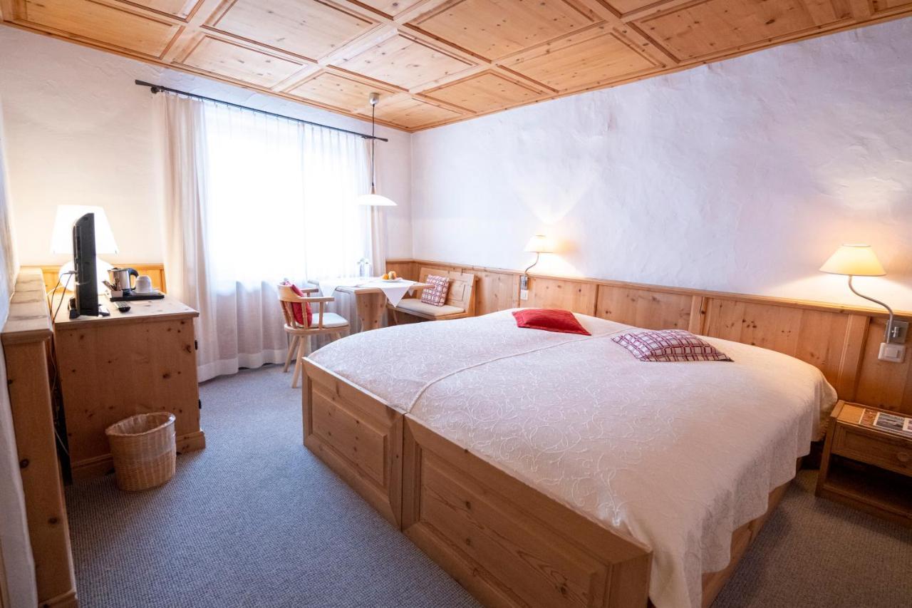 Hotel Engiadina Scuol Dış mekan fotoğraf