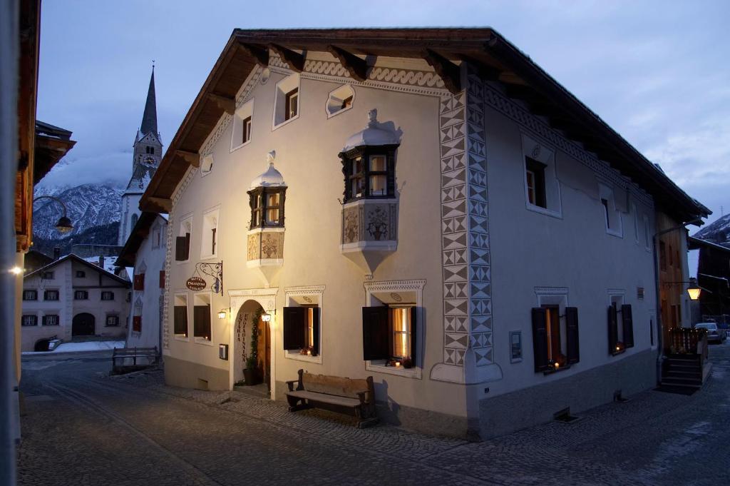 Hotel Engiadina Scuol Dış mekan fotoğraf