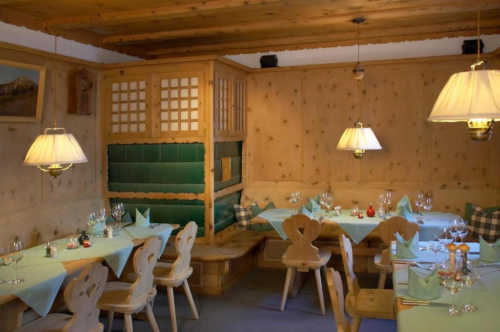 Hotel Engiadina Scuol Dış mekan fotoğraf